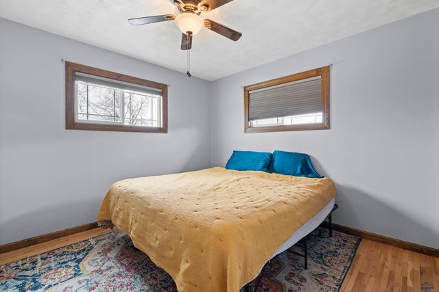 2624 HOEFER AVE, Rapid City, SD 57701
