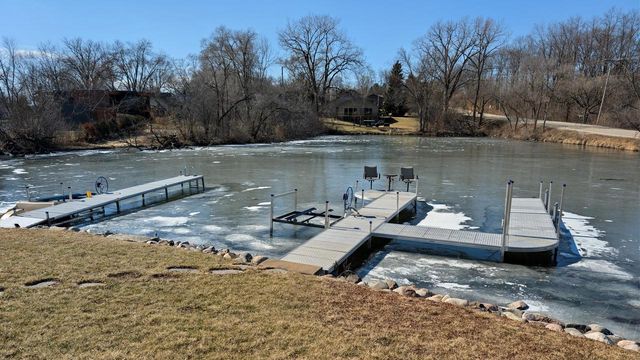 21943 116th STREET, Bristol, WI 53104