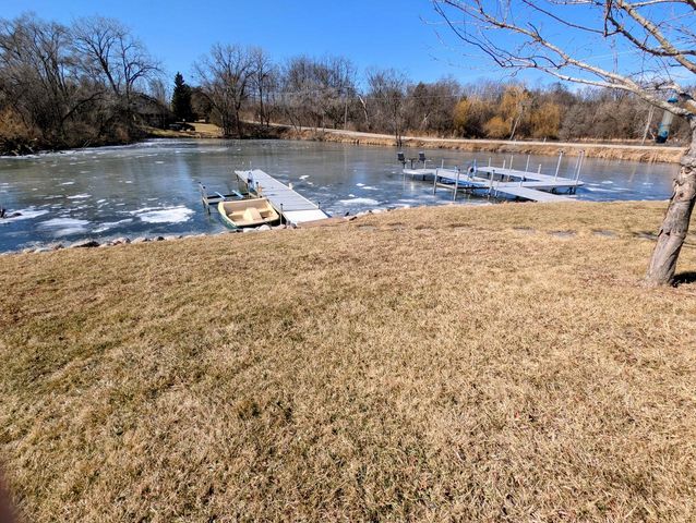 21943 116th STREET, Bristol, WI 53104