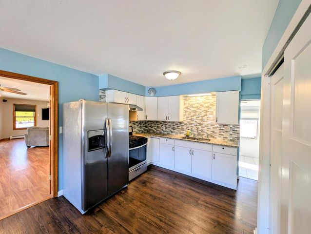 21943 116th STREET, Bristol, WI 53104