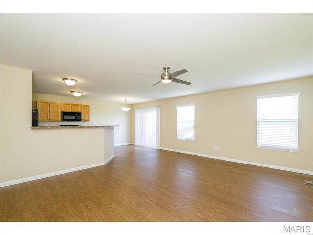 1029 Chesterfield Drive, Wentzville, MO 63385