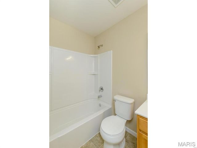 1029 Chesterfield Drive, Wentzville, MO 63385
