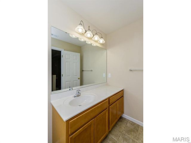 1029 Chesterfield Drive, Wentzville, MO 63385