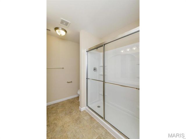 1029 Chesterfield Drive, Wentzville, MO 63385