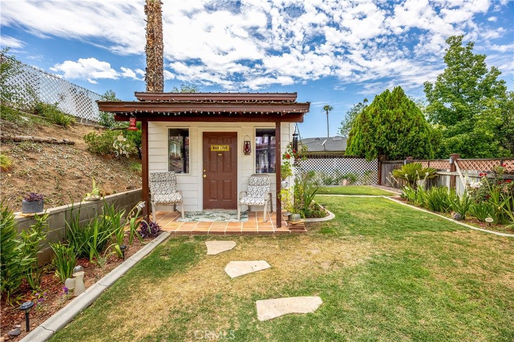 Image 28 of property listing at 41177 Terra, Hemet, CA 92544