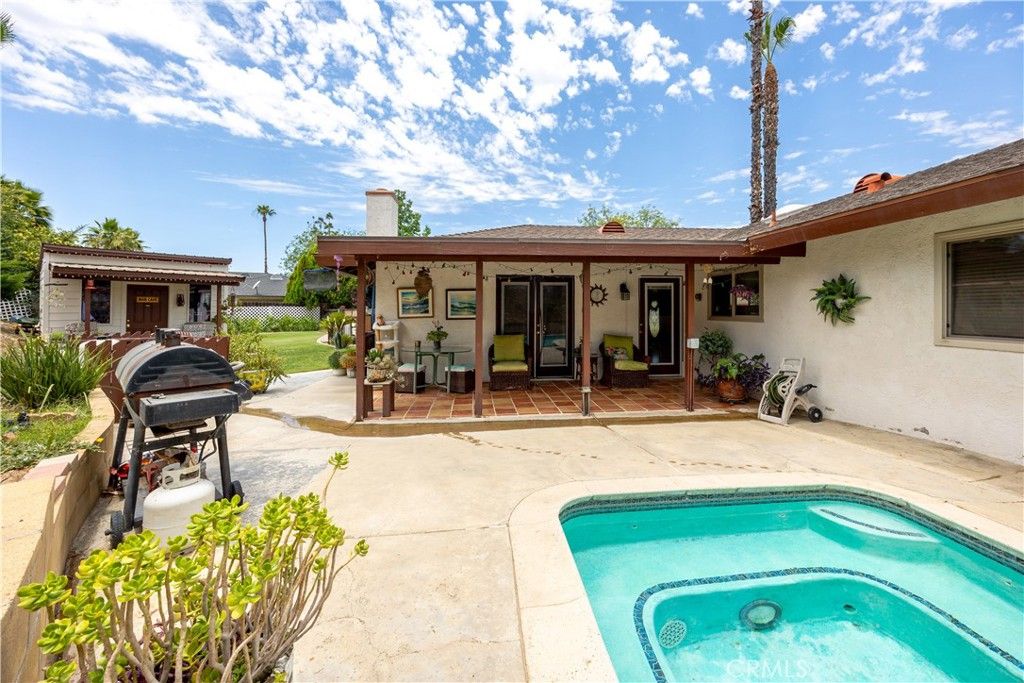 Image 31 of property listing at 41177 Terra, Hemet, CA 92544