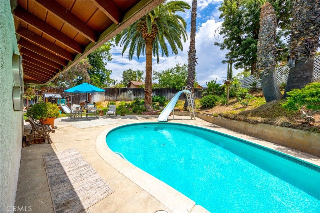 Image 33 of property listing at 41177 Terra, Hemet, CA 92544
