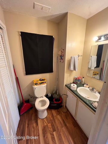 2801 Griffiths Ave, Louisville, KY 40212