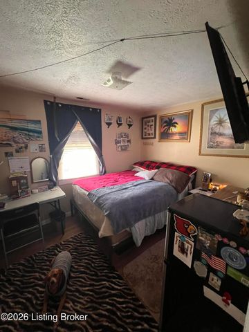 2801 Griffiths Ave, Louisville, KY 40212