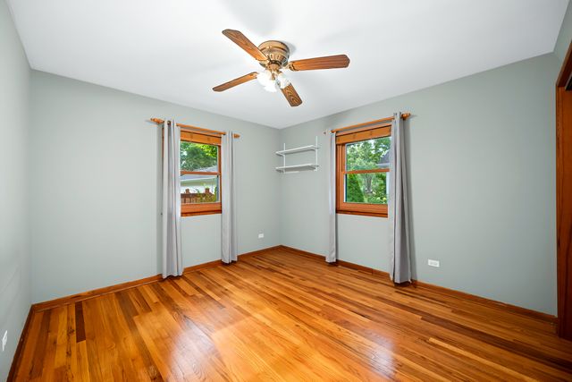 183 Brandon Avenue, Glen Ellyn, IL 60137
