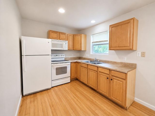 4516 Russell DR B Bottom, Austin, TX 78745