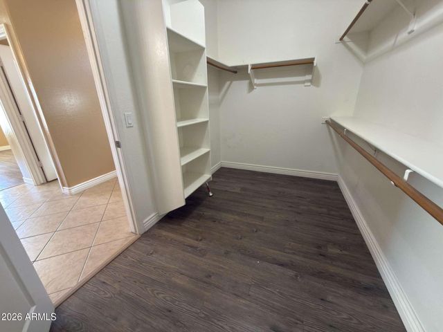 7157 W GLOBE Avenue, Phoenix, AZ 85043