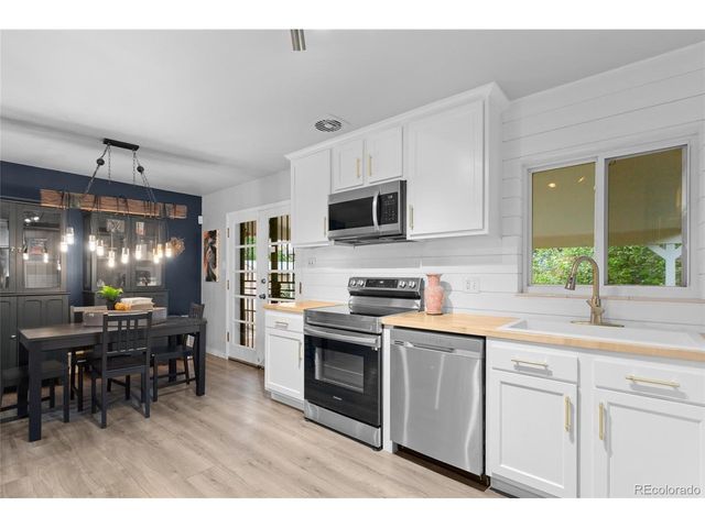 6487 Independence Way, Arvada, CO 80004