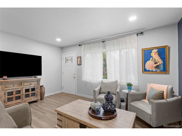 6487 Independence Way, Arvada, CO 80004