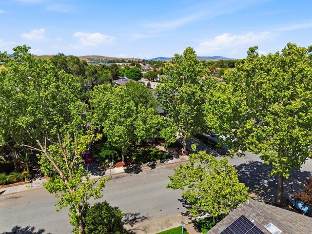 1750 Severinsen Street, Hollister, CA 95023