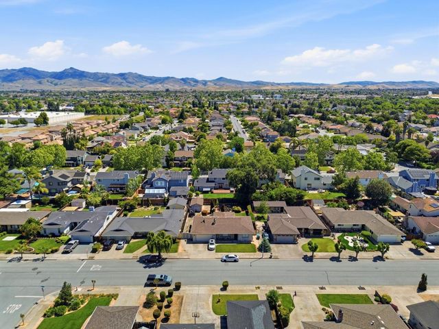 1750 Severinsen Street, Hollister, CA 95023