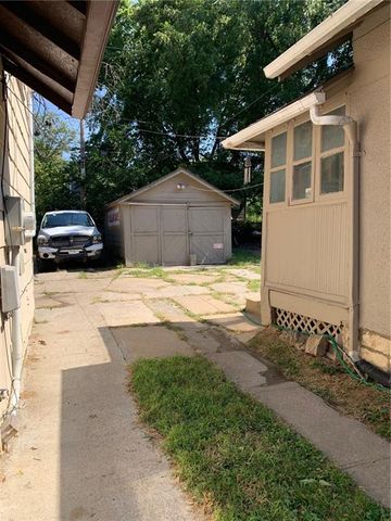 1533 Chelsea Avenue, Kansas City, MO 64127