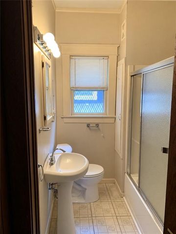 1533 Chelsea Avenue, Kansas City, MO 64127