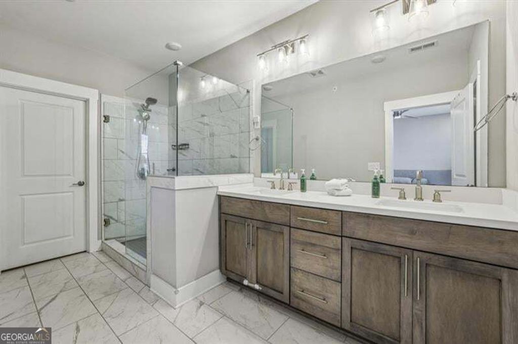 1024 Robert Smalls Way, Atlanta, GA 30318 — photo 4