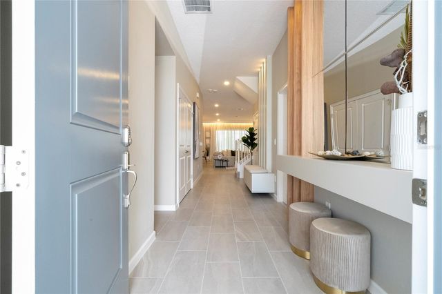 10018 VOYAGER WAY, Orlando, FL 32821