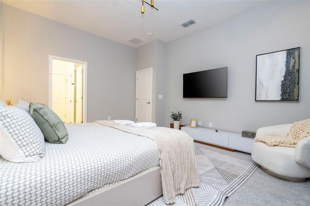 10018 VOYAGER WAY, Orlando, FL 32821