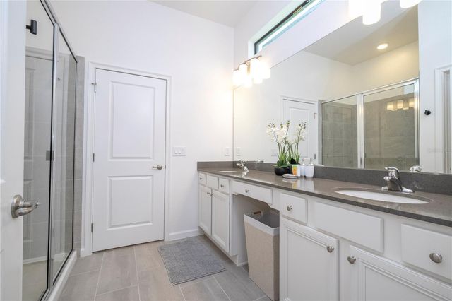 10018 VOYAGER WAY, Orlando, FL 32821