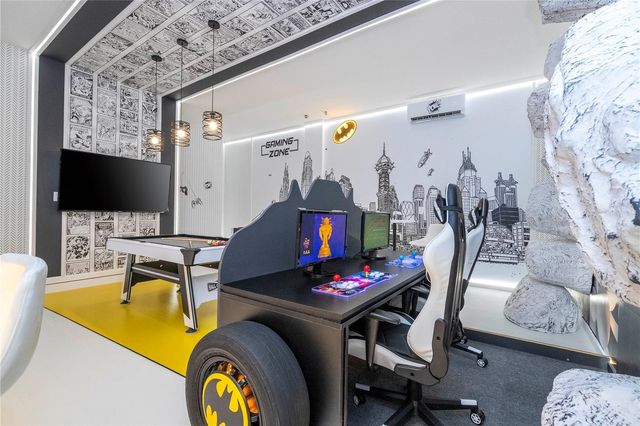 10018 VOYAGER WAY, Orlando, FL 32821