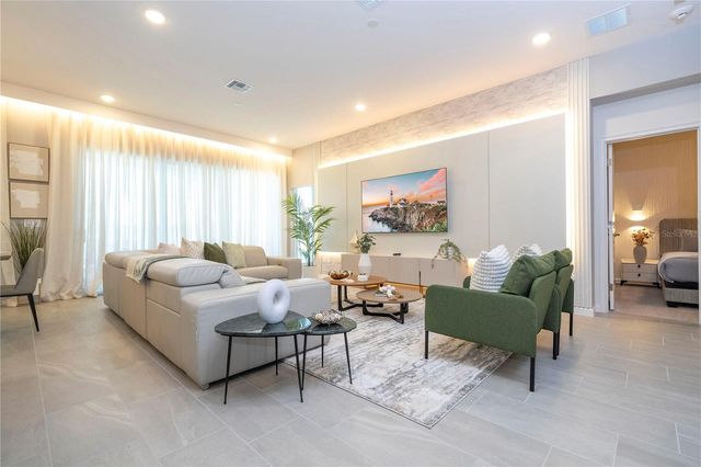 10018 VOYAGER WAY, Orlando, FL 32821