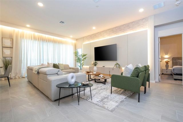 10018 VOYAGER WAY, Orlando, FL 32821