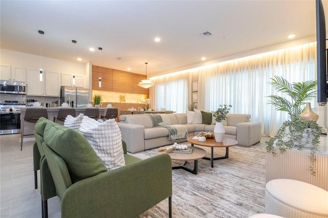 10018 VOYAGER WAY, Orlando, FL 32821