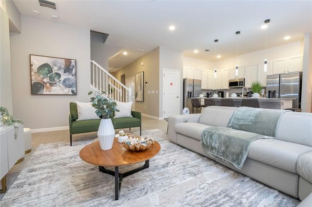 10018 VOYAGER WAY, Orlando, FL 32821