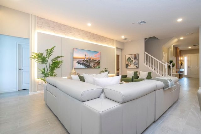 10018 VOYAGER WAY, Orlando, FL 32821