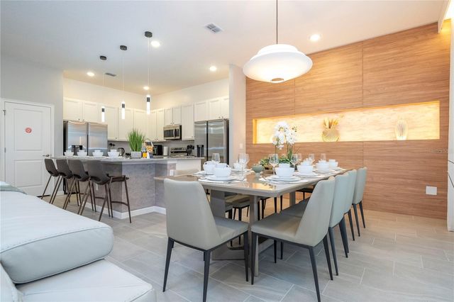 10018 VOYAGER WAY, Orlando, FL 32821