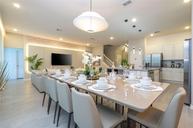 10018 VOYAGER WAY, Orlando, FL 32821