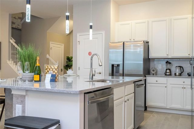 10018 VOYAGER WAY, Orlando, FL 32821