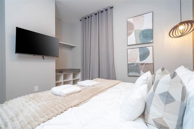 10018 VOYAGER WAY, Orlando, FL 32821