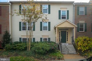 3805 GREEN RIDGE CT #101, Fairfax, VA 22033