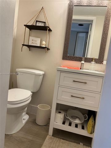 11331 SW 9th Ct, Pembroke Pines, FL 33025