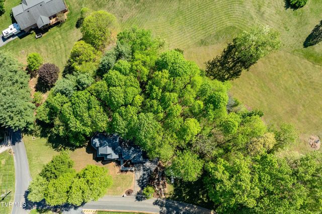 101 Knobb Hill Road, Johnson City, TN 37601