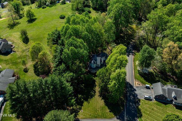 101 Knobb Hill Road, Johnson City, TN 37601