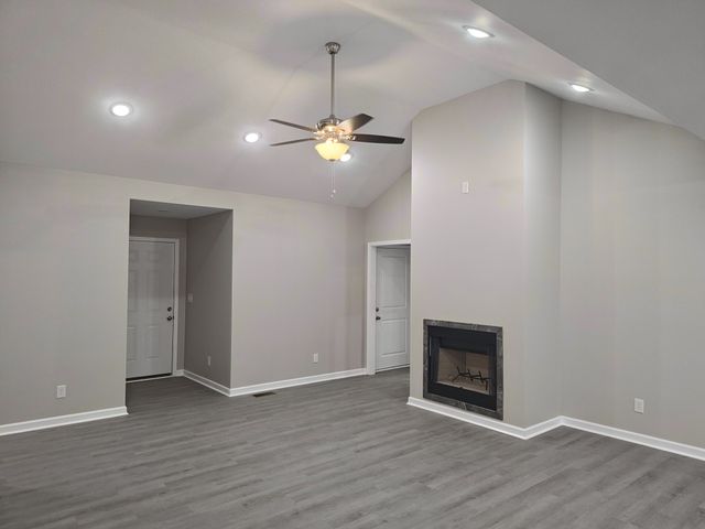 689 W Main St, Alexandria, TN 37012