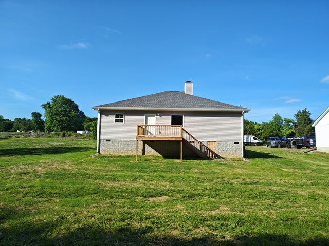 689 W Main St, Alexandria, TN 37012