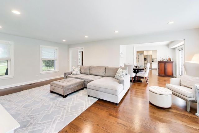 25371 W MARILYN MEADOW Court, Wauconda, IL 60084