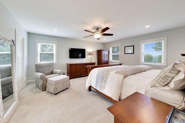 25371 W MARILYN MEADOW Court, Wauconda, IL 60084