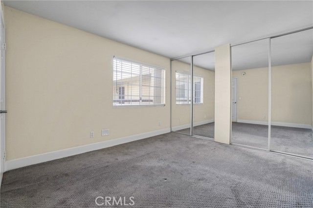 21500 Burbank 310, Woodland Hills (los Angeles), CA 91367