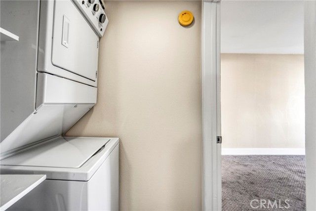 21500 Burbank 310, Woodland Hills (los Angeles), CA 91367