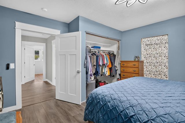 707 Lowell Avenue, Jackson, MI 49202