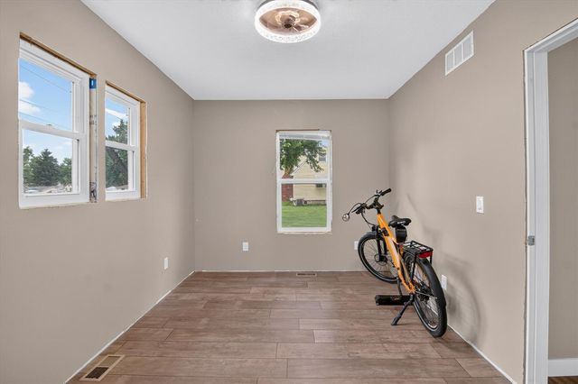 707 Lowell Avenue, Jackson, MI 49202