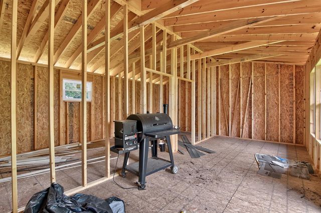 707 Lowell Avenue, Jackson, MI 49202