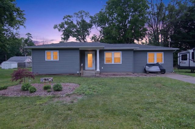 707 Lowell Avenue, Jackson, MI 49202